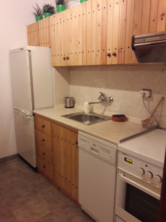 Kesi Holiday Home 波提斯缇卡 外观 照片